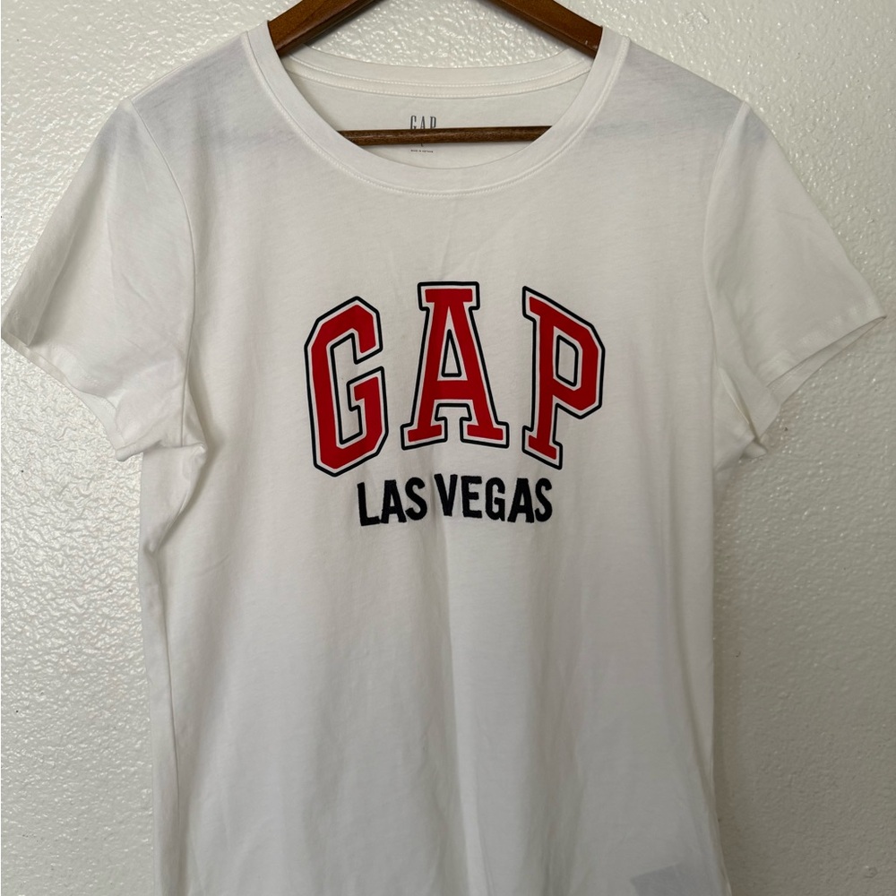 GAP Women's White Tee with Las Vegas Graphic size L